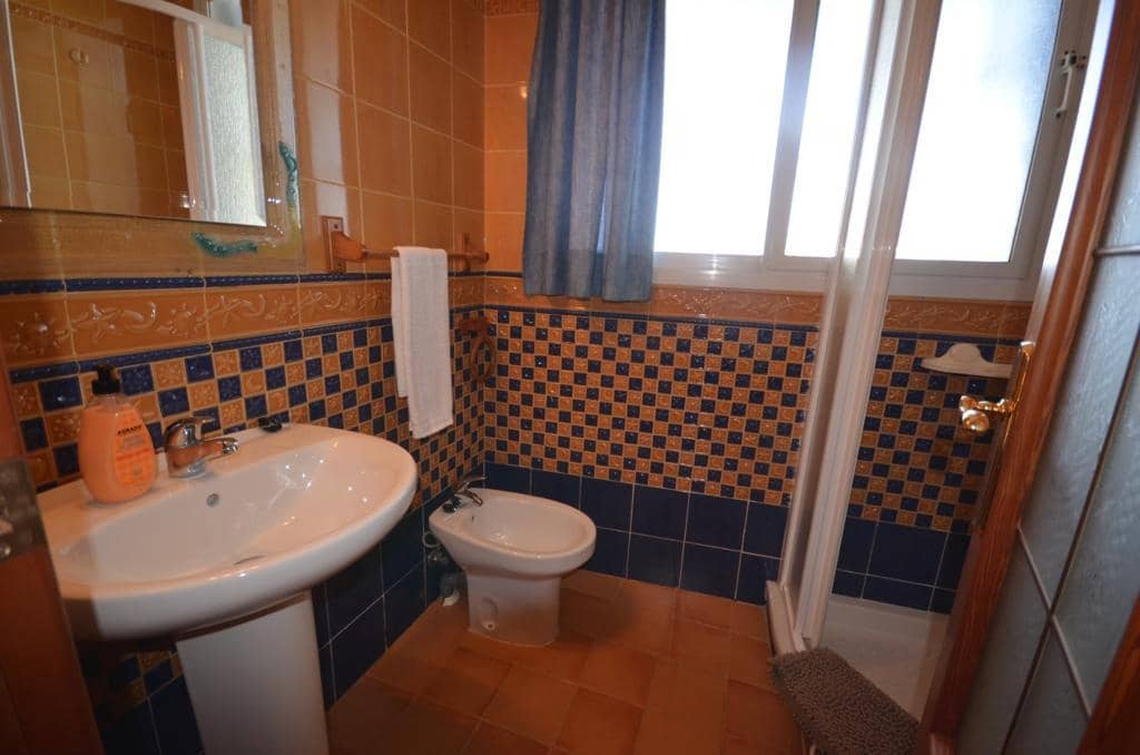 6 soveværelse Villa til salg i Torrevieja med swimmingpool - € 690.000 (Ref: 8207391)