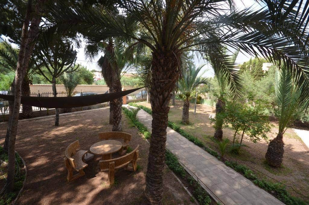 6 soveværelse Villa til salg i Torrevieja med swimmingpool - € 690.000 (Ref: 8207391)