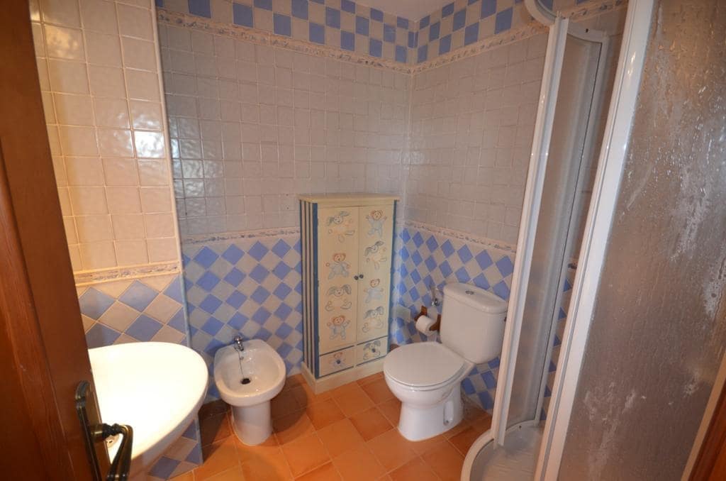 6 soveværelse Villa til salg i Torrevieja med swimmingpool - € 690.000 (Ref: 8207391)