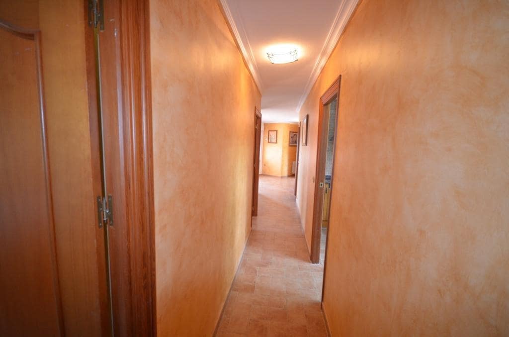 6 soveværelse Villa til salg i Torrevieja med swimmingpool - € 690.000 (Ref: 8207391)