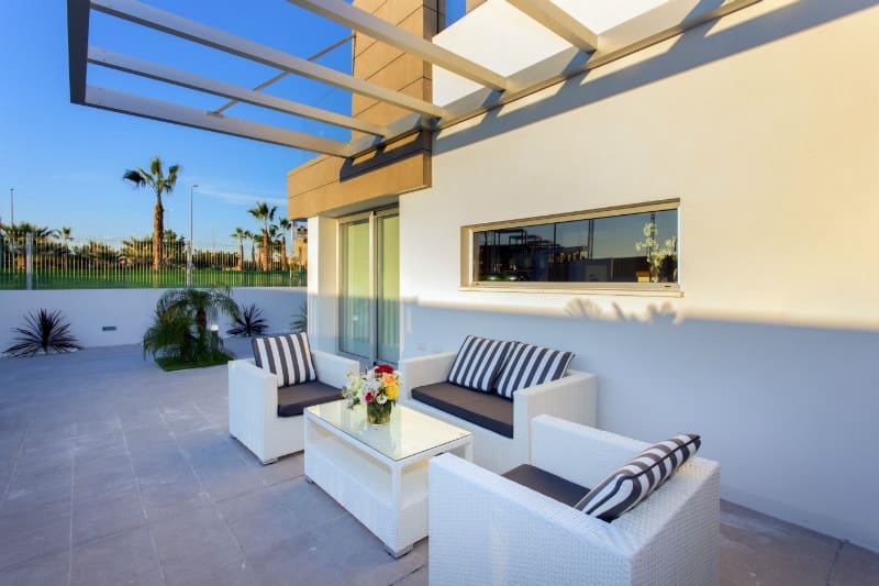 3 soveværelse Villa til salg i Guardamar del Segura med swimmingpool garage - € 399.000 (Ref: 8207405)