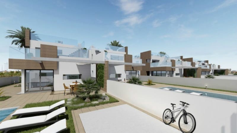 3 soveværelse Villa til salg i Guardamar del Segura med swimmingpool garage - € 399.000 (Ref: 8207405)