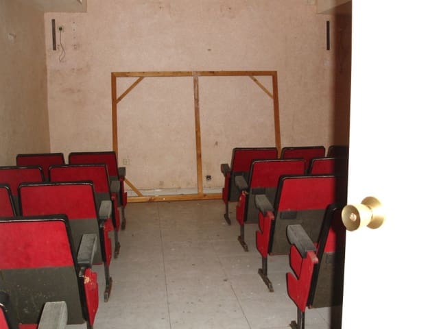 Commercial for sale in Los Frutales, Torrevieja - € 200,000 (Ref: 8207411)