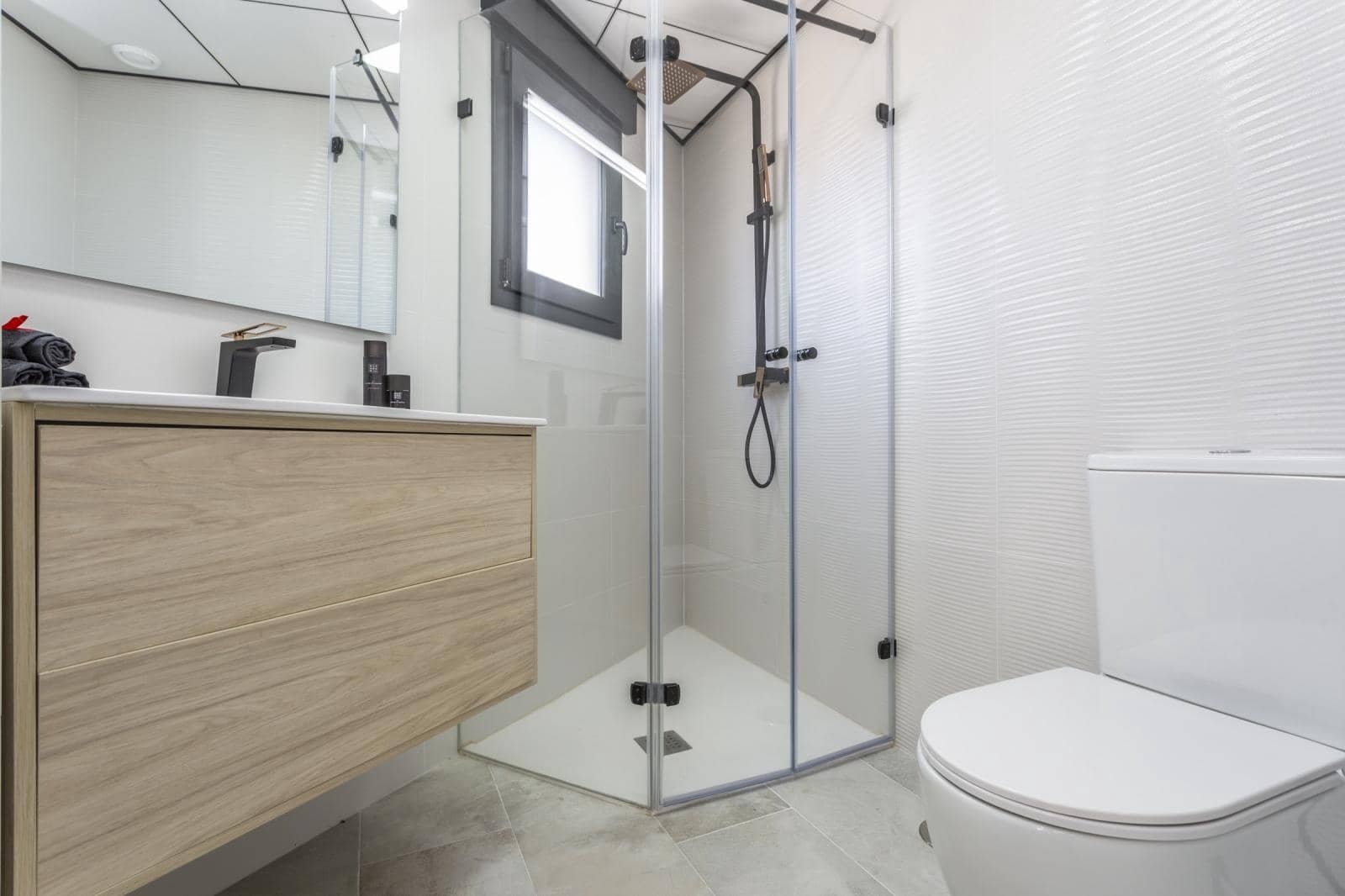 3 soveværelse Villa til salg i Torrevieja med swimmingpool garage - € 660.000 (Ref: 8207418)