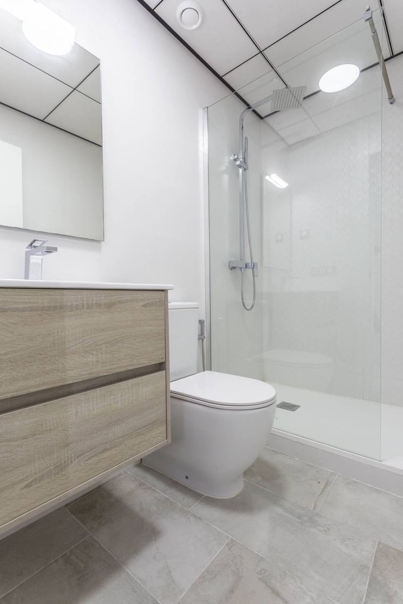 3 soveværelse Villa til salg i Torrevieja med swimmingpool garage - € 660.000 (Ref: 8207418)