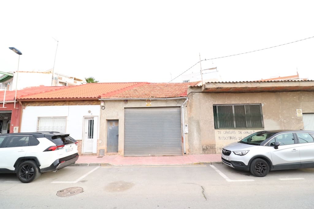 1 soveværelse Rækkehus til salg i Torrevieja - € 106.000 (Ref: 8207424)