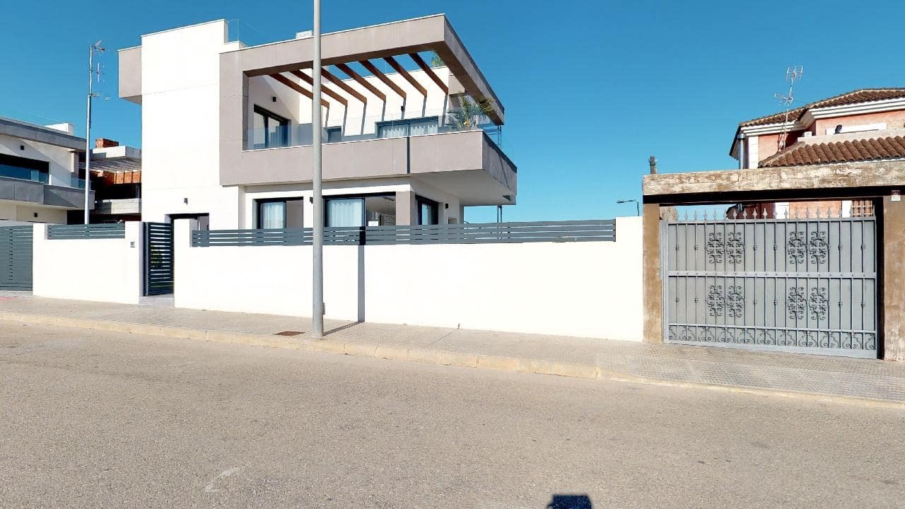 3 soverom Villa til salgs i Los Montesinos med svømmebasseng garasje - € 396 900 (Ref: 8207426)