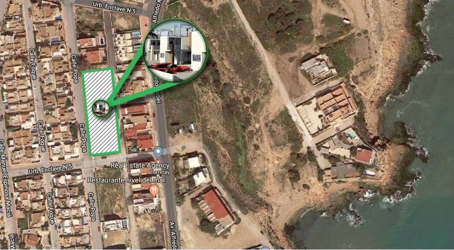 3 soveværelse Villa til salg i Torrevieja med swimmingpool garage - € 580.000 (Ref: 8207434)