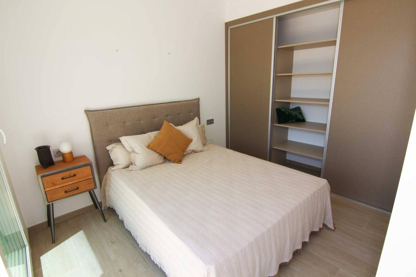 3 soveværelse Villa til salg i Torrevieja med swimmingpool garage - € 580.000 (Ref: 8207434)