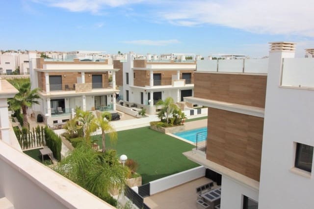 4 soveværelse Bungalow til salg i Rojales med swimmingpool garage - € 390.000 (Ref: 8207443)