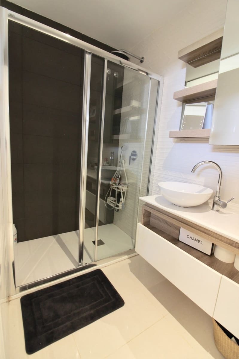 4 soveværelse Bungalow til salg i Rojales med swimmingpool garage - € 390.000 (Ref: 8207443)