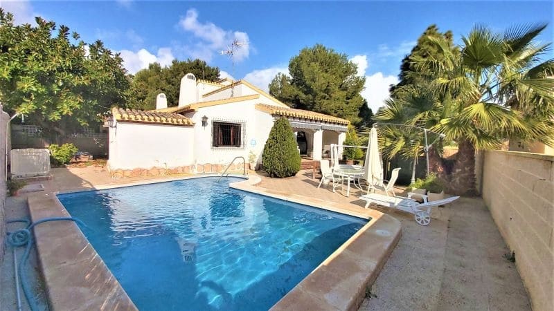 4 bedroom Villa for sale in Orihuela with pool - € 799,995 (Ref: 8207455)