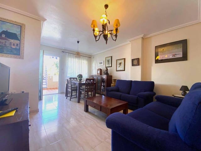 Piso de 3 habitaciones en San Miguel de Salinas en venta con piscina - 177.000 € (Ref: 8207485)