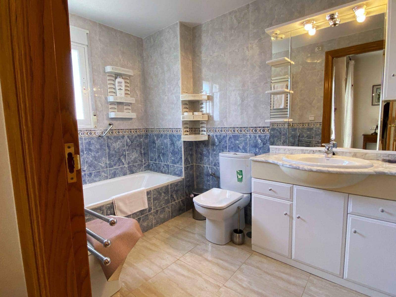 3 Zimmer Wohnung zu verkaufen in San Miguel de Salinas mit Pool - 177.000 € (Ref: 8207485)