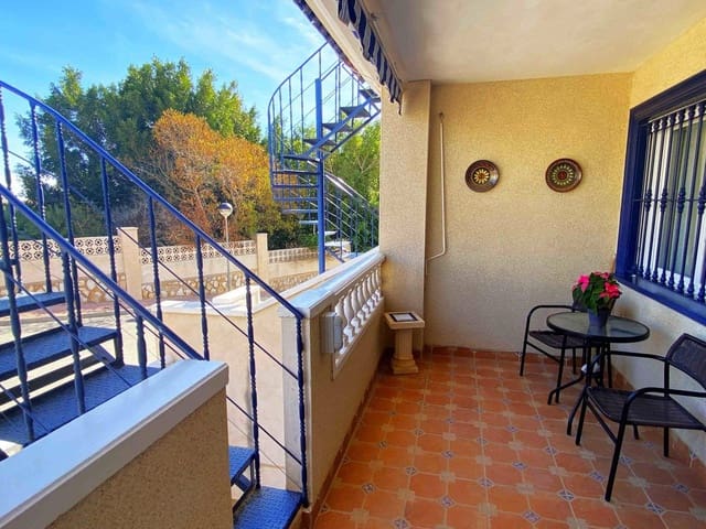 Piso de 3 habitaciones en San Miguel de Salinas en venta con piscina - 177.000 € (Ref: 8207485)