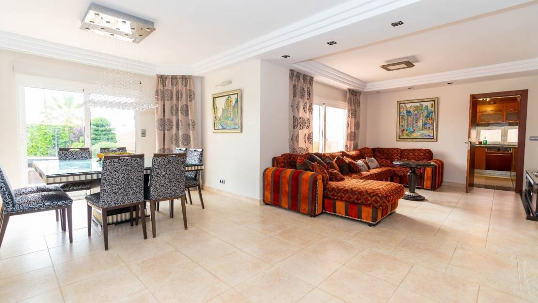 4 soveværelse Villa til salg i Aguas Nuevas med swimmingpool - € 995.000 (Ref: 8220327)