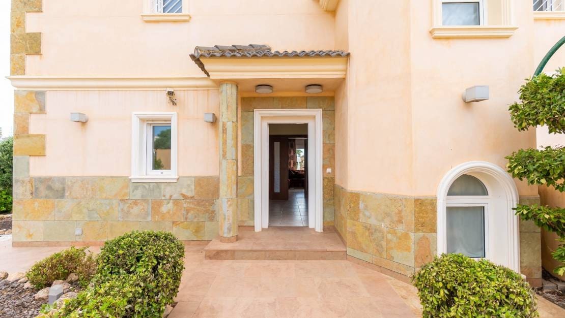 4 soveværelse Villa til salg i Aguas Nuevas med swimmingpool - € 995.000 (Ref: 8220327)