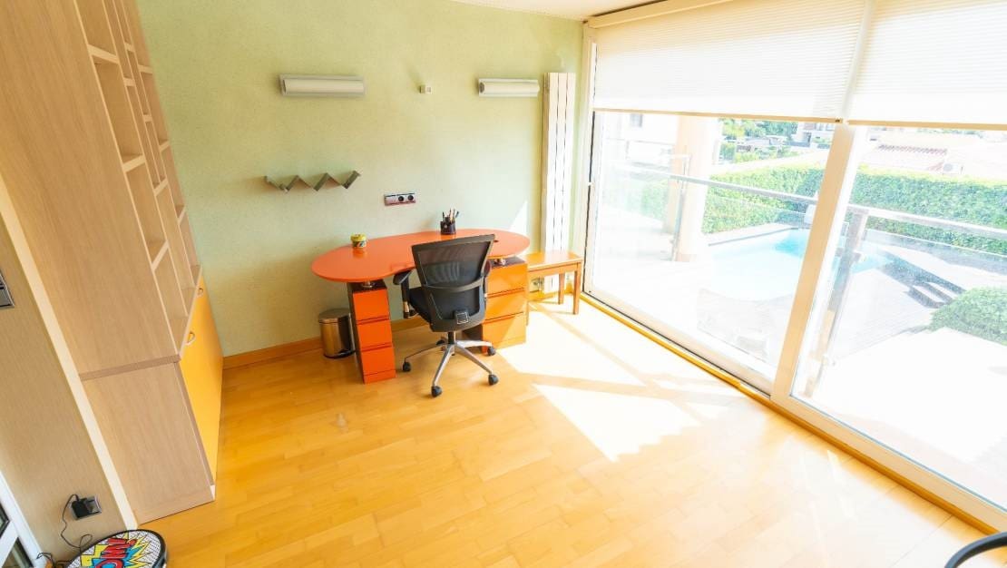 4 soveværelse Villa til salg i Aguas Nuevas med swimmingpool - € 995.000 (Ref: 8220327)