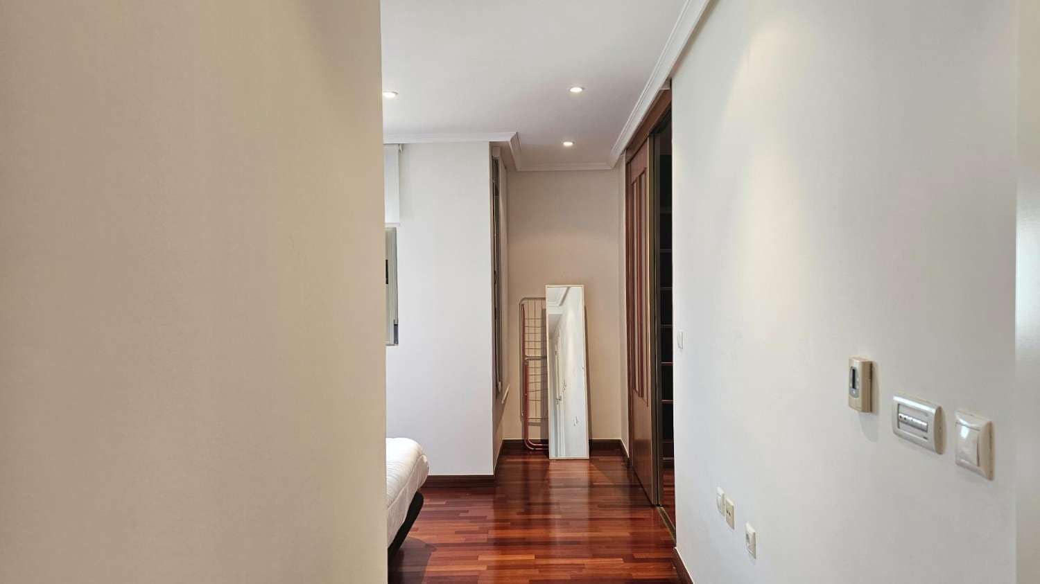 2 bedroom Apartment for sale in Torrevieja - € 267,000 (Ref: 8226031)