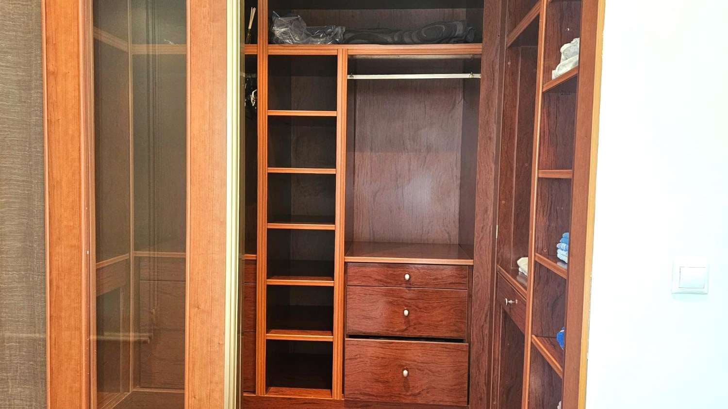 2 bedroom Apartment for sale in Torrevieja - € 267,000 (Ref: 8226031)