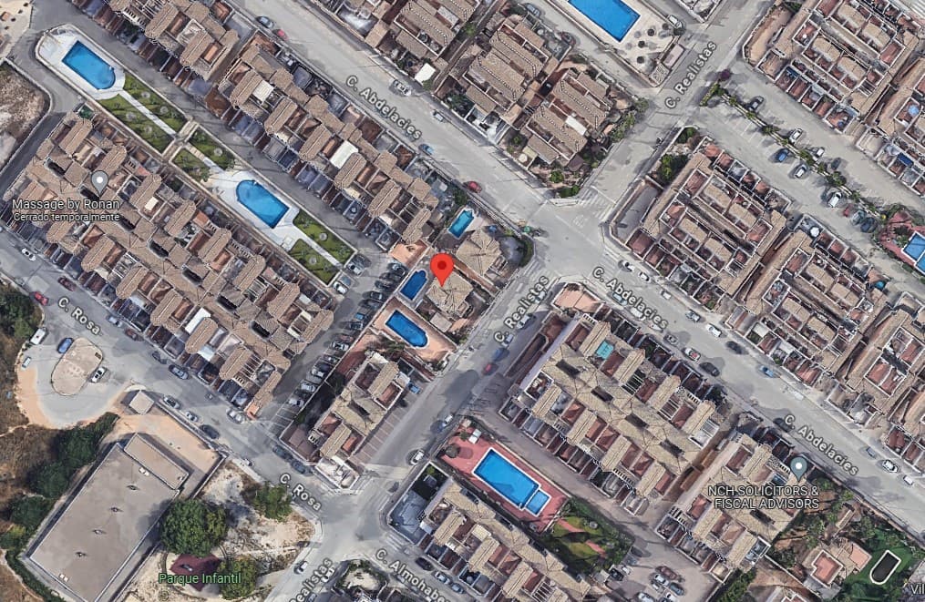 4 bedroom Villa for sale in Orihuela with pool - € 400,000 (Ref: 8353759)