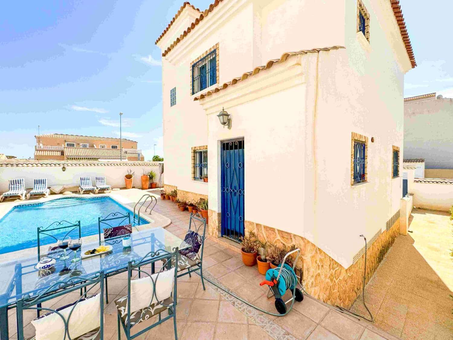 4 bedroom Villa for sale in Orihuela with pool - € 400,000 (Ref: 8353759)