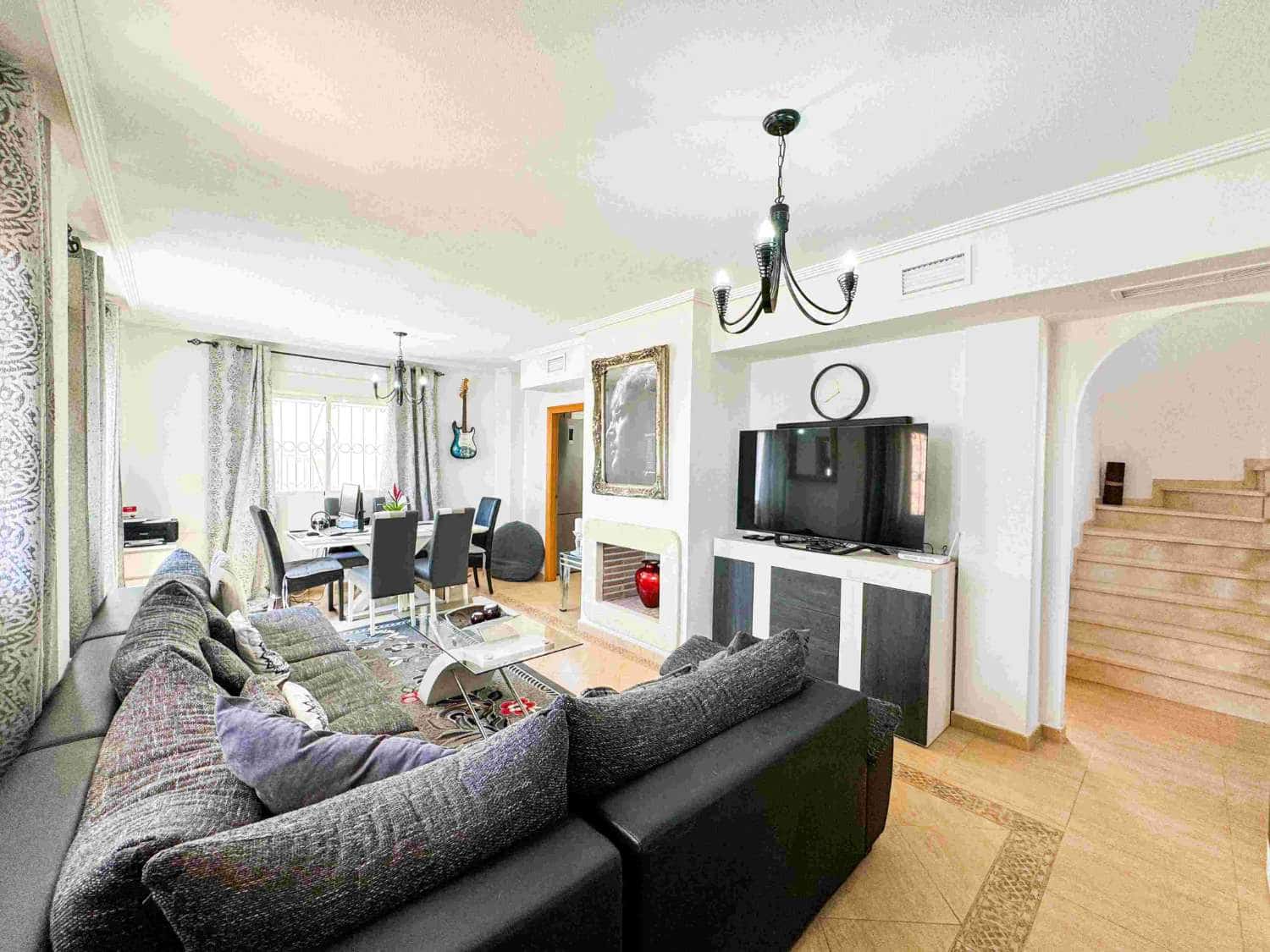 4 bedroom Villa for sale in Orihuela with pool - € 400,000 (Ref: 8353759)