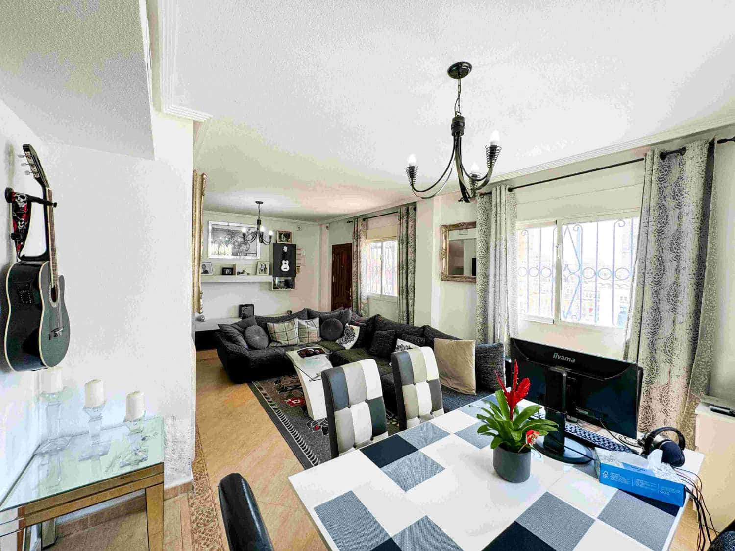 4 bedroom Villa for sale in Orihuela with pool - € 400,000 (Ref: 8353759)