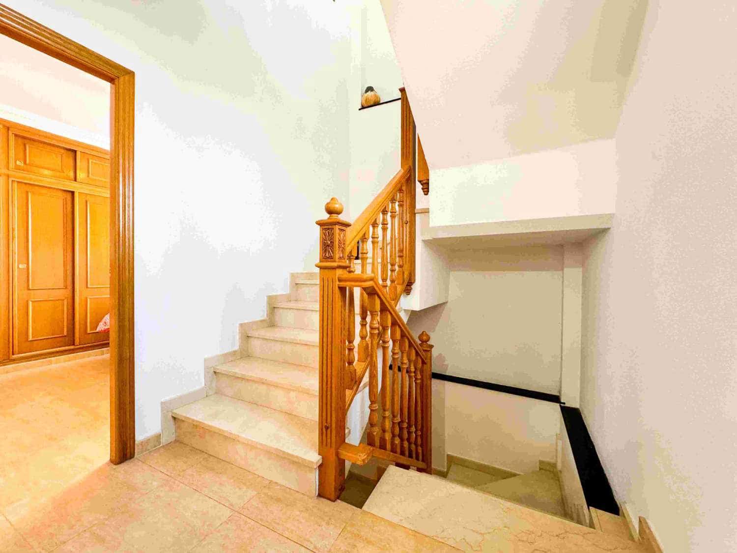 4 bedroom Villa for sale in Orihuela with pool - € 400,000 (Ref: 8353759)