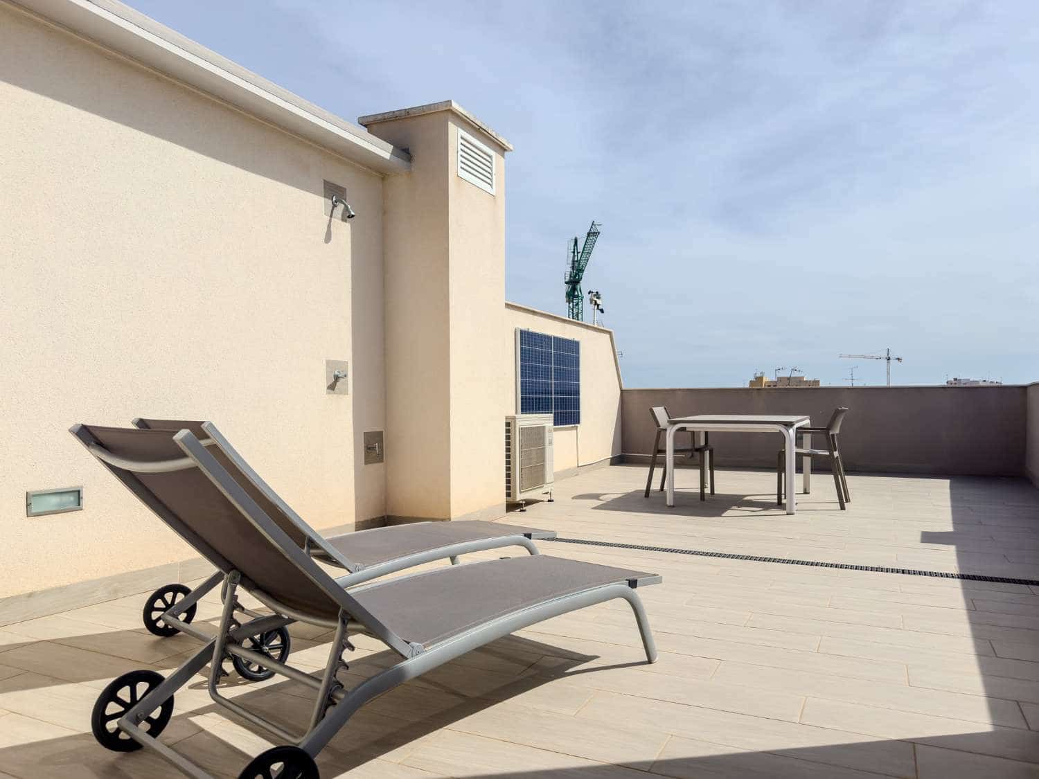 2 camera da letto Appartamento in vendita in Torrevieja con piscina garage - 325.000 € (Rif: 8359419)