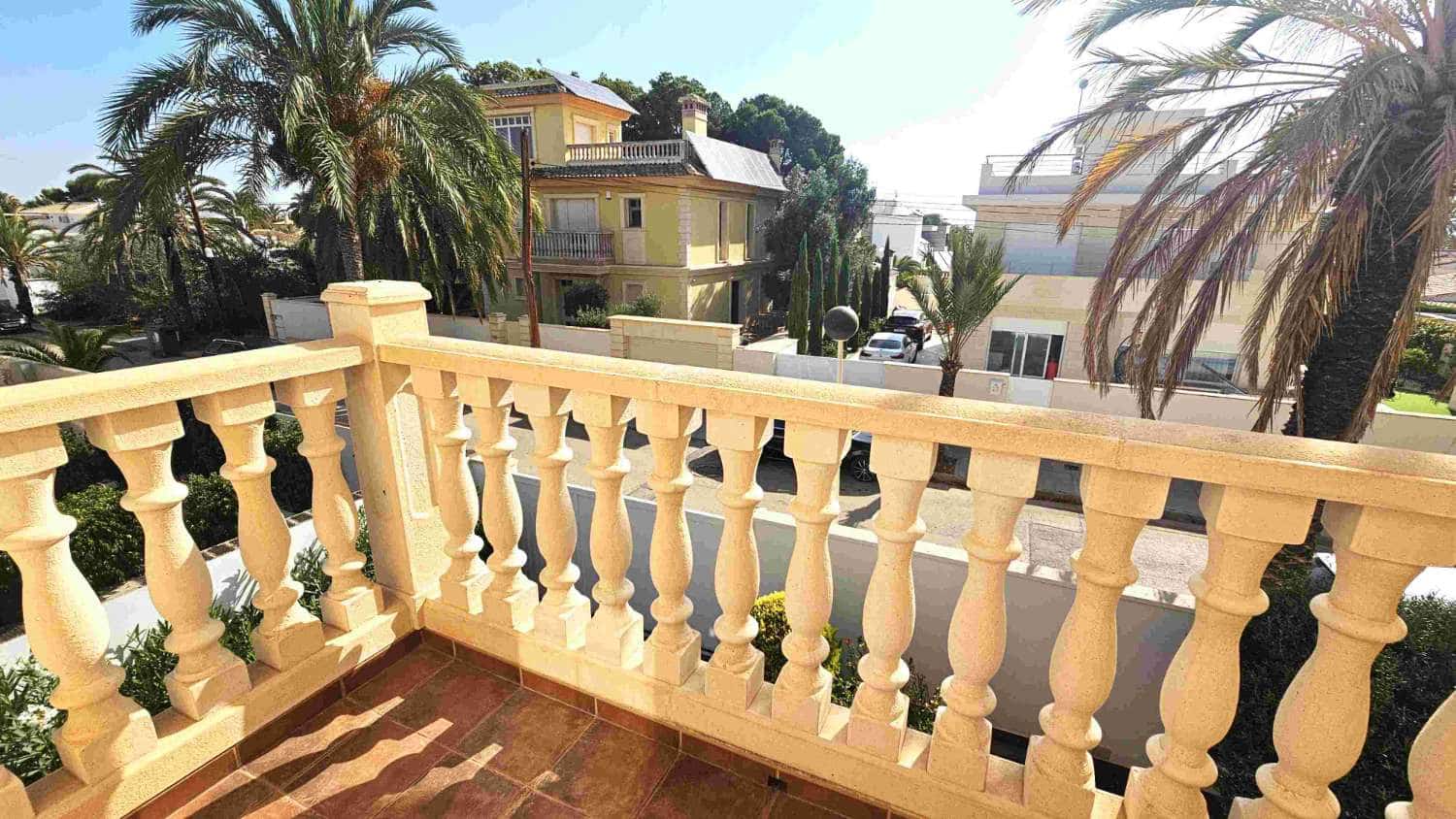 4 bedroom Villa for sale in Orihuela with pool - € 910,000 (Ref: 8423197)