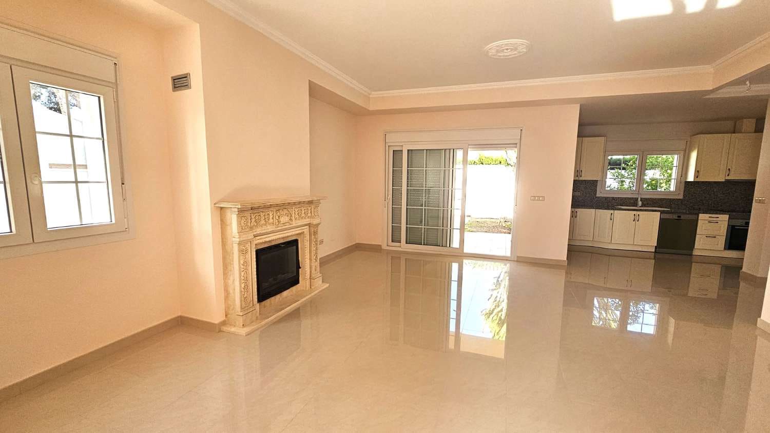 4 bedroom Villa for sale in Orihuela with pool - € 910,000 (Ref: 8423197)