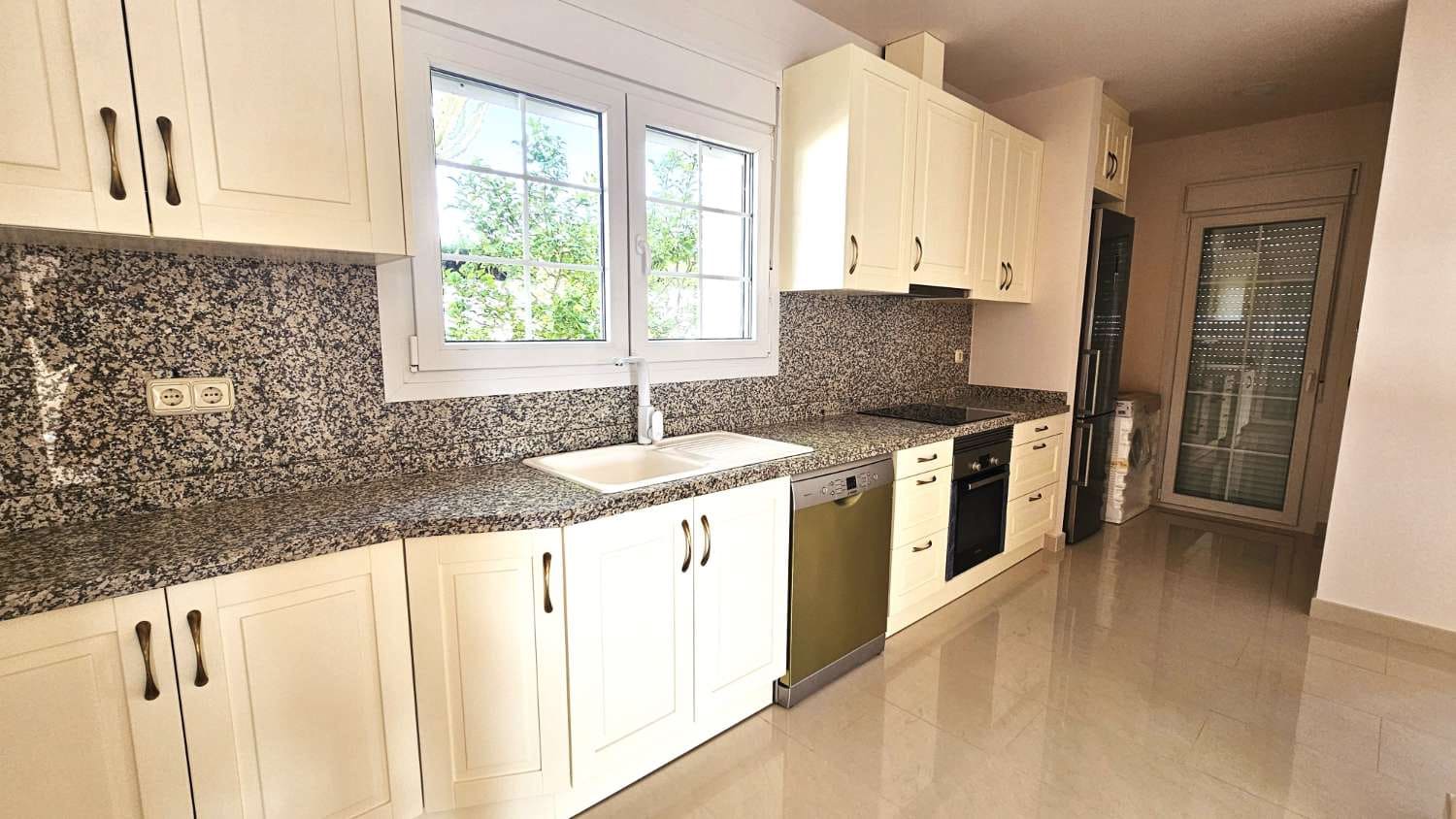 4 bedroom Villa for sale in Orihuela with pool - € 910,000 (Ref: 8423197)