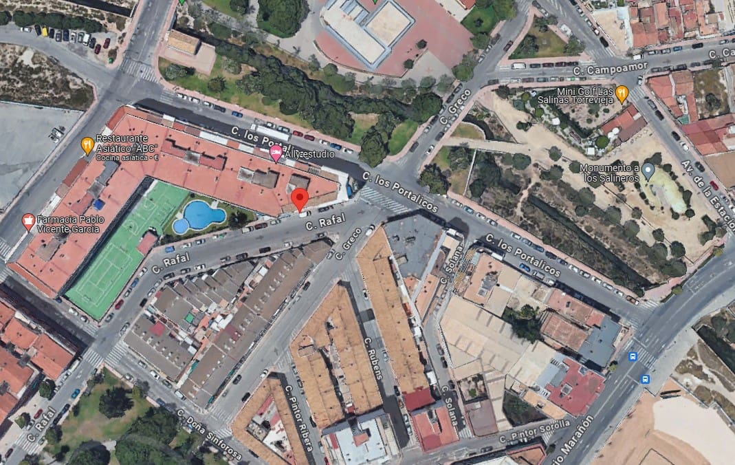 4 soveværelse Lejlighed til salg i Torrevieja med garage - € 243.000 (Ref: 8484488)