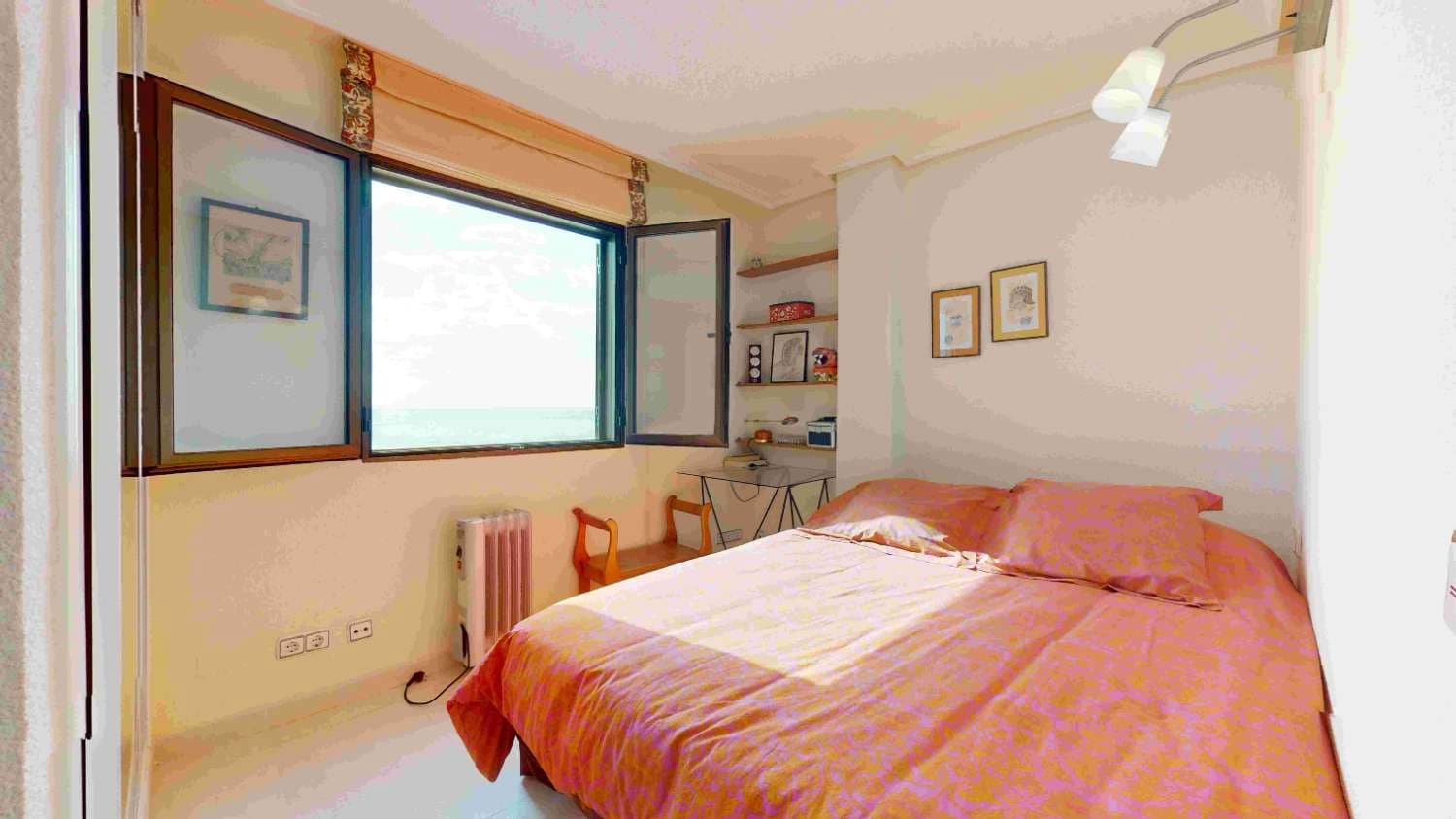 3 camera da letto Appartamento in vendita in Torrevieja con piscina garage - 355.000 € (Rif: 8549131)