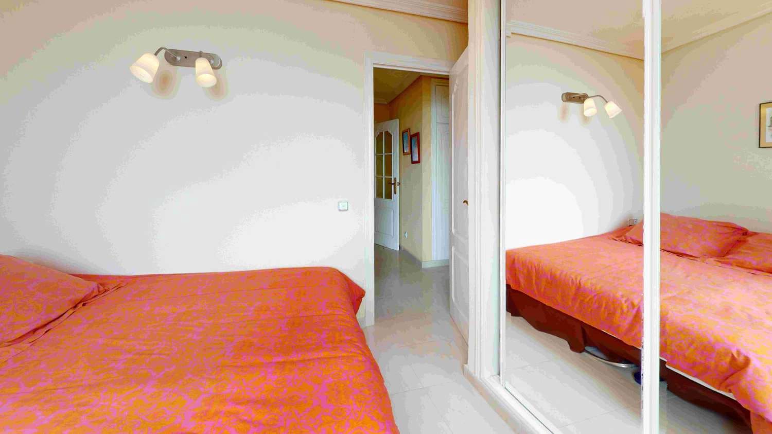 3 camera da letto Appartamento in vendita in Torrevieja con piscina garage - 355.000 € (Rif: 8549131)