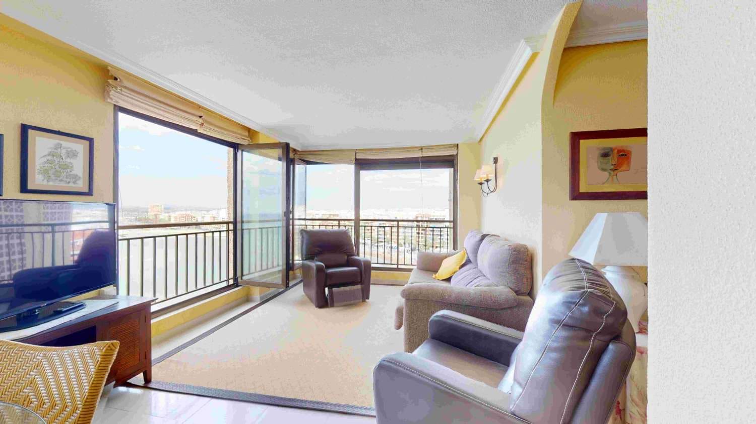 3 camera da letto Appartamento in vendita in Torrevieja con piscina garage - 355.000 € (Rif: 8549131)