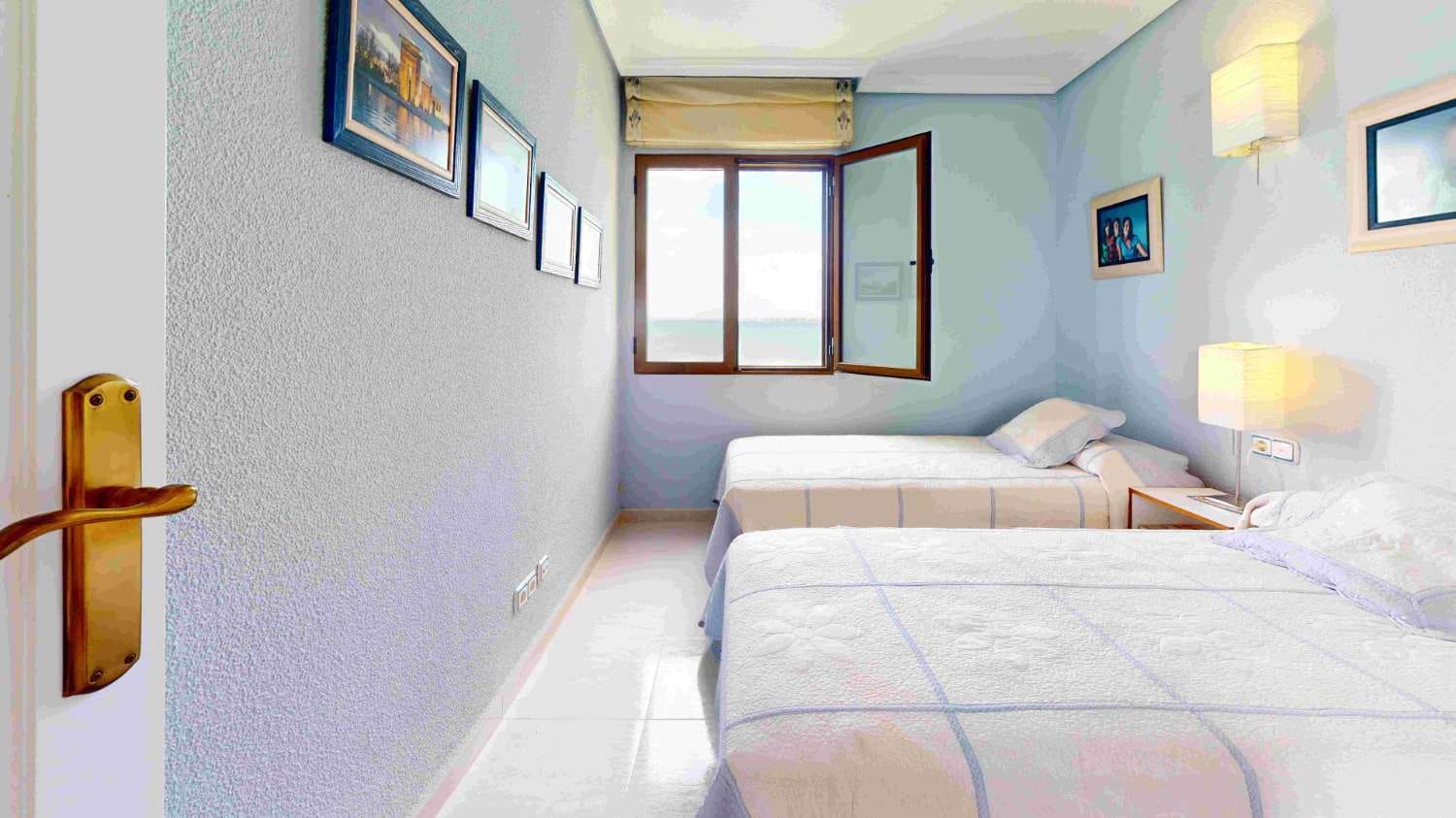 3 camera da letto Appartamento in vendita in Torrevieja con piscina garage - 355.000 € (Rif: 8549131)