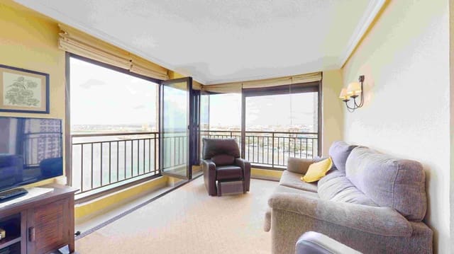 3 camera da letto Appartamento in vendita in Torrevieja con piscina garage - 355.000 € (Rif: 8549131)