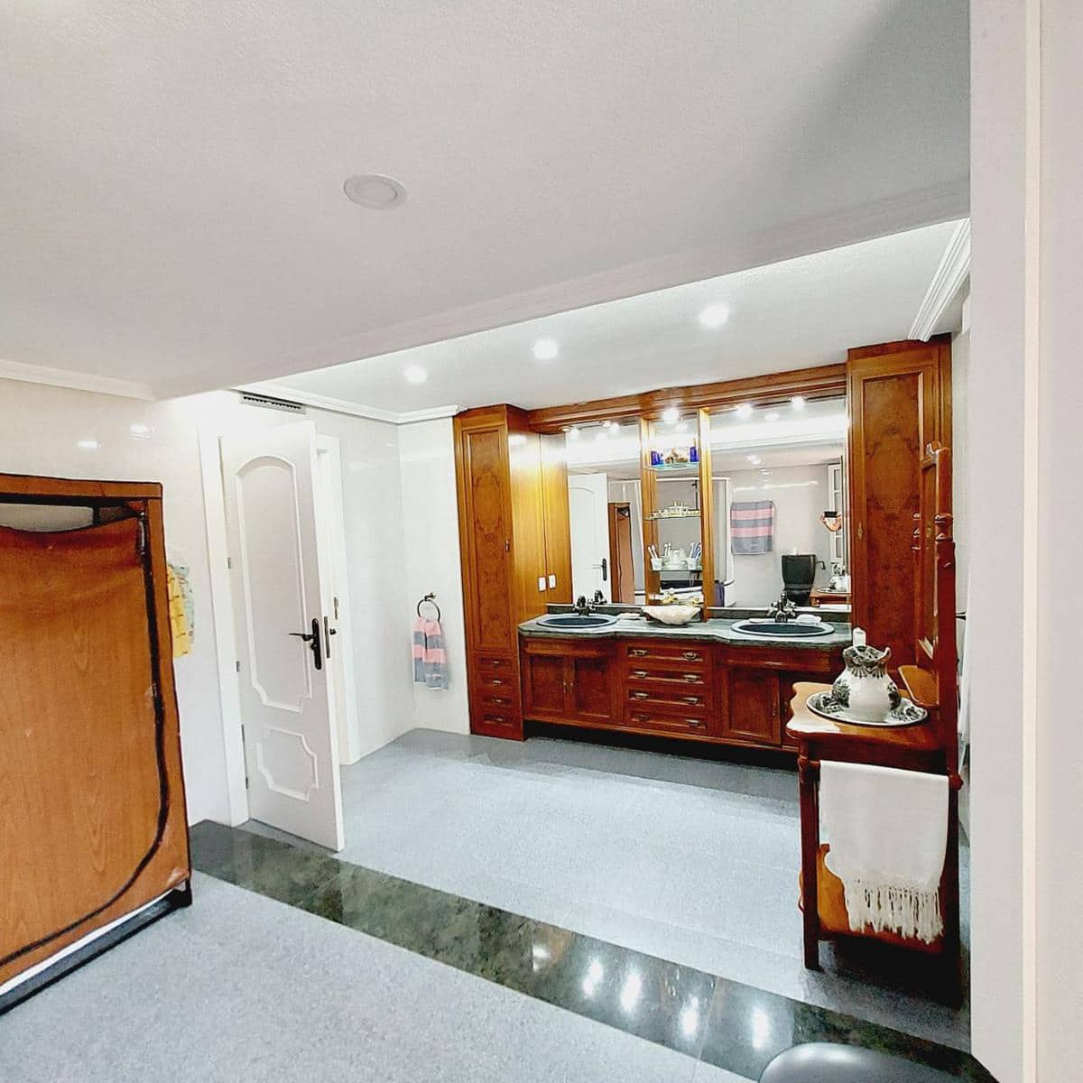 7 soveværelse Villa til salg i Orihuela Costa med swimmingpool - € 1.490.000 (Ref: 8550981)