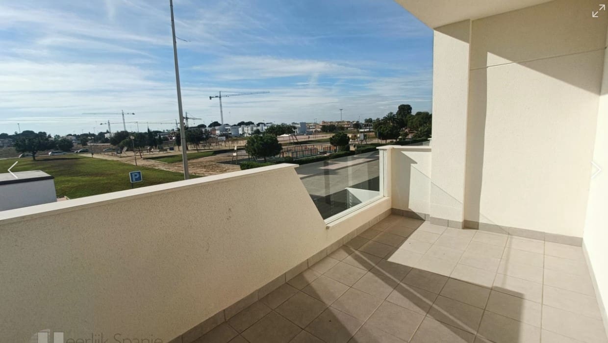 3 soveværelse Rækkehus til salg i Santiago de la Ribera med swimmingpool - € 369.900 (Ref: 8550982)