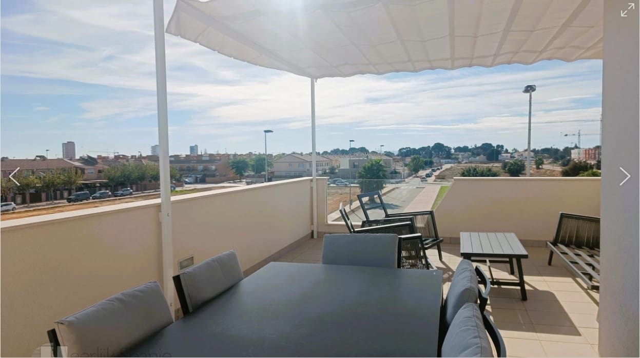 3 soveværelse Rækkehus til salg i Santiago de la Ribera med swimmingpool - € 369.900 (Ref: 8550982)