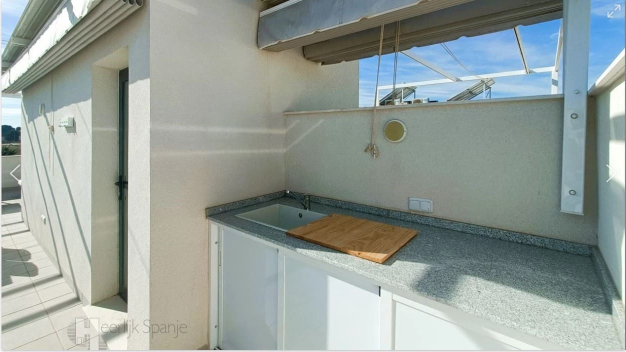 3 soveværelse Rækkehus til salg i Santiago de la Ribera med swimmingpool - € 369.900 (Ref: 8550982)