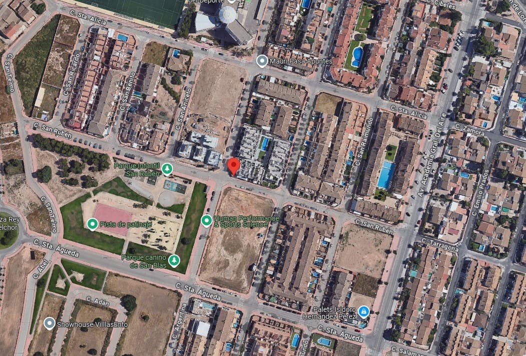 3 soveværelse Rækkehus til salg i Santiago de la Ribera med swimmingpool - € 369.900 (Ref: 8550982)