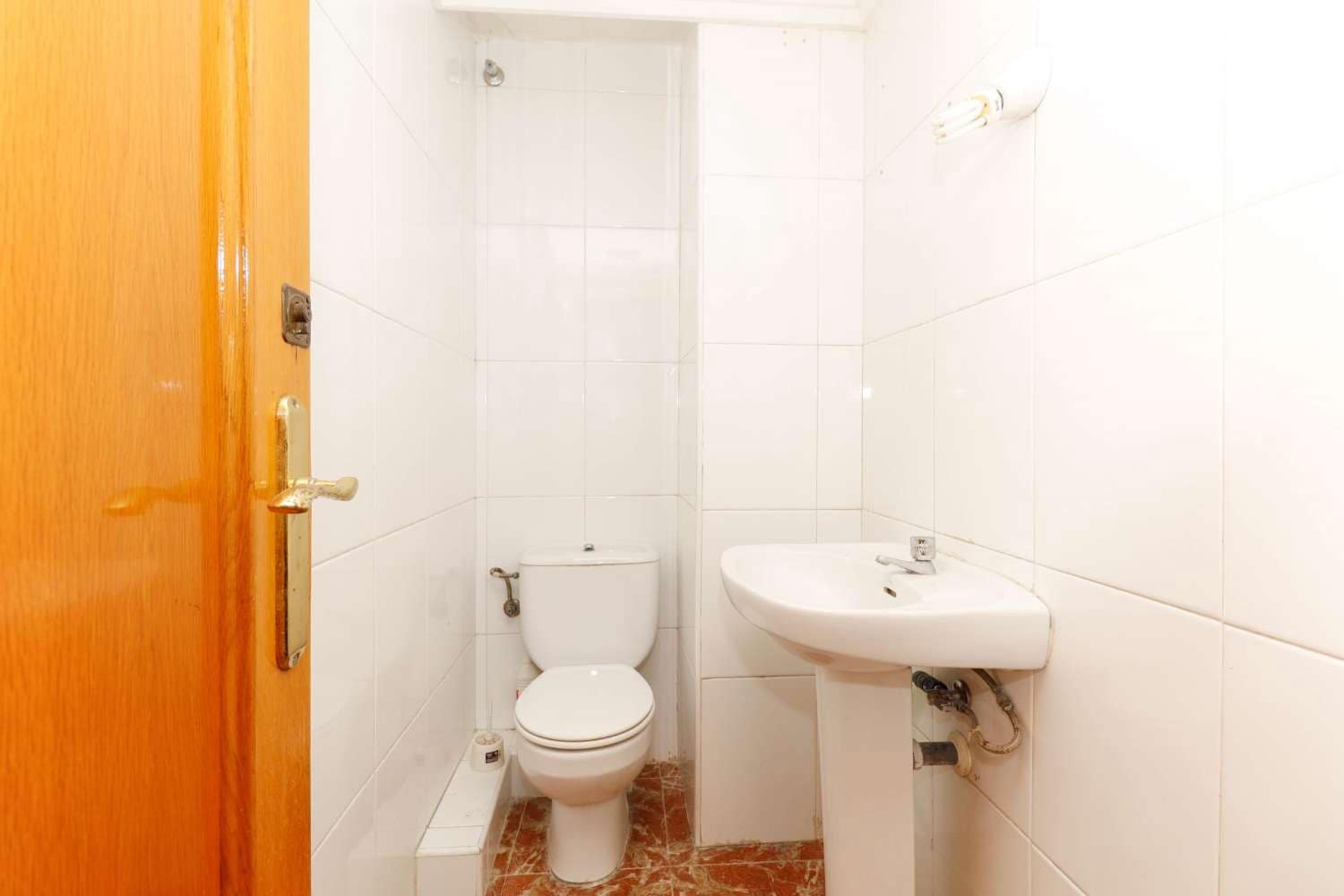 Erhverv til salg i Torrevieja - € 298.000 (Ref: 8561277)