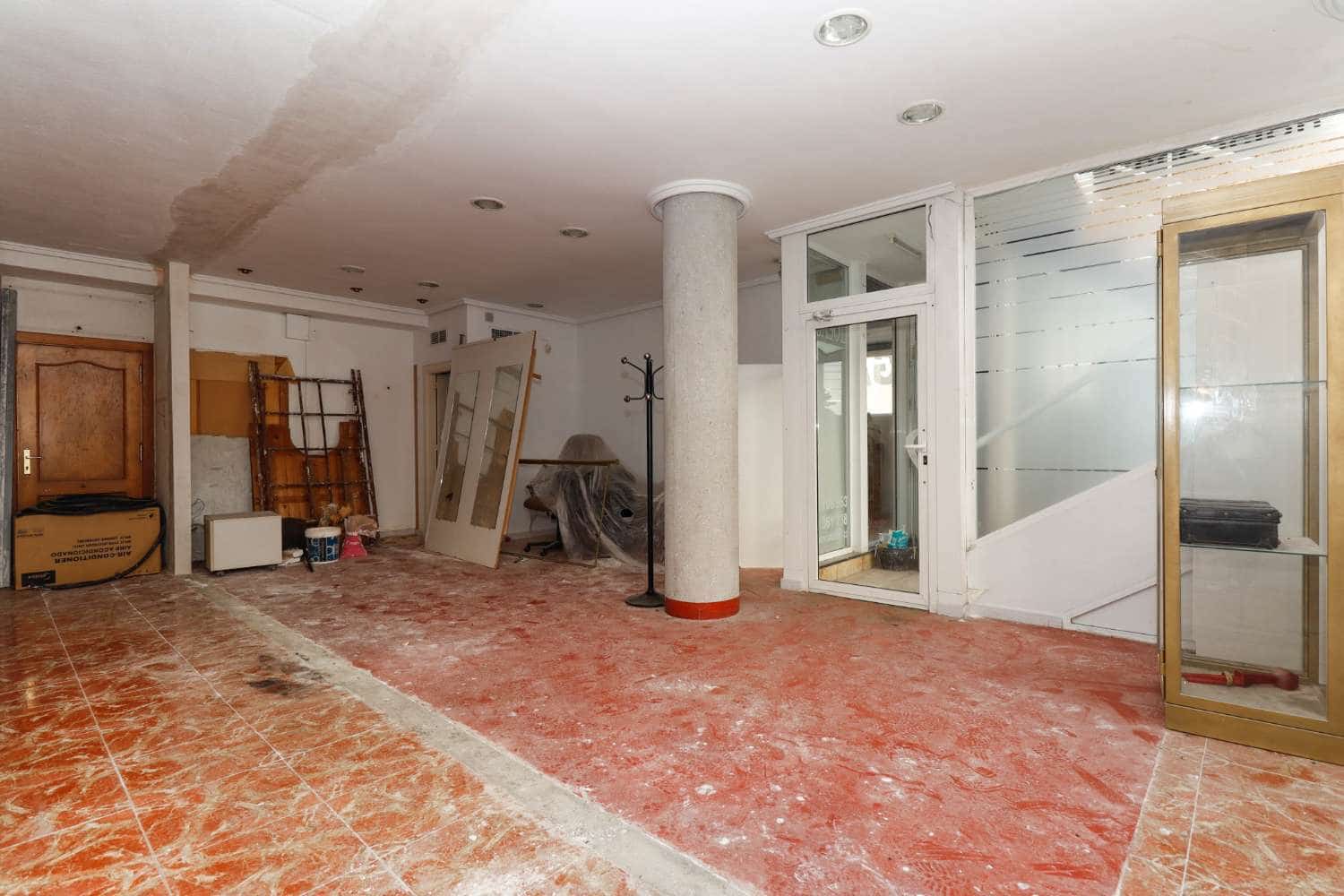 Erhverv til salg i Torrevieja - € 298.000 (Ref: 8561277)