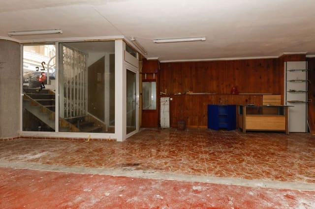 Kommersiell til salgs i Torrevieja - € 298 000 (Ref: 8561277)