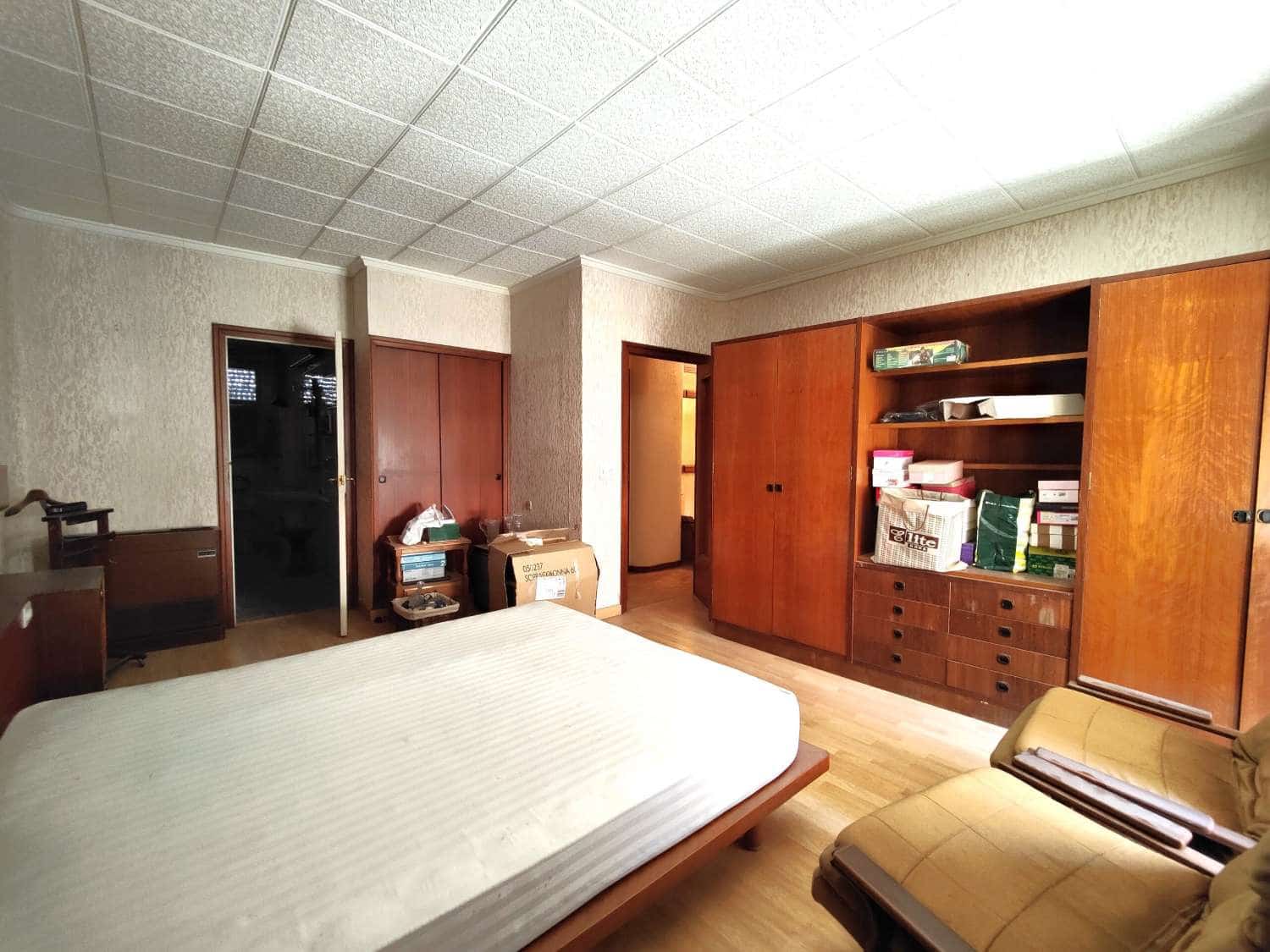 5 soveværelse Lejlighed til salg i Torrevieja - € 299.000 (Ref: 8567965)