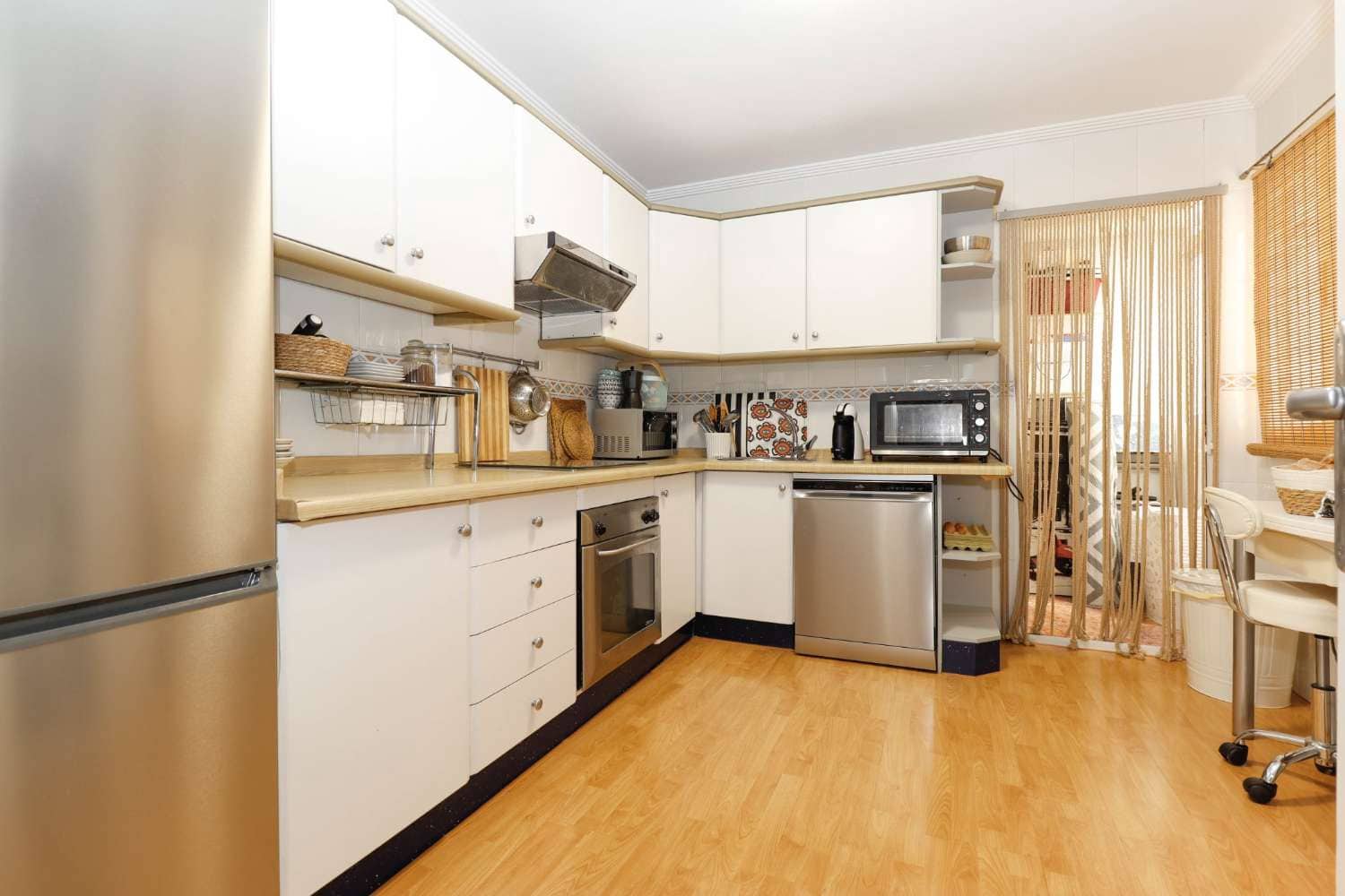 3 bedroom Apartment for sale in Torrevieja - € 189,000 (Ref: 8570363)