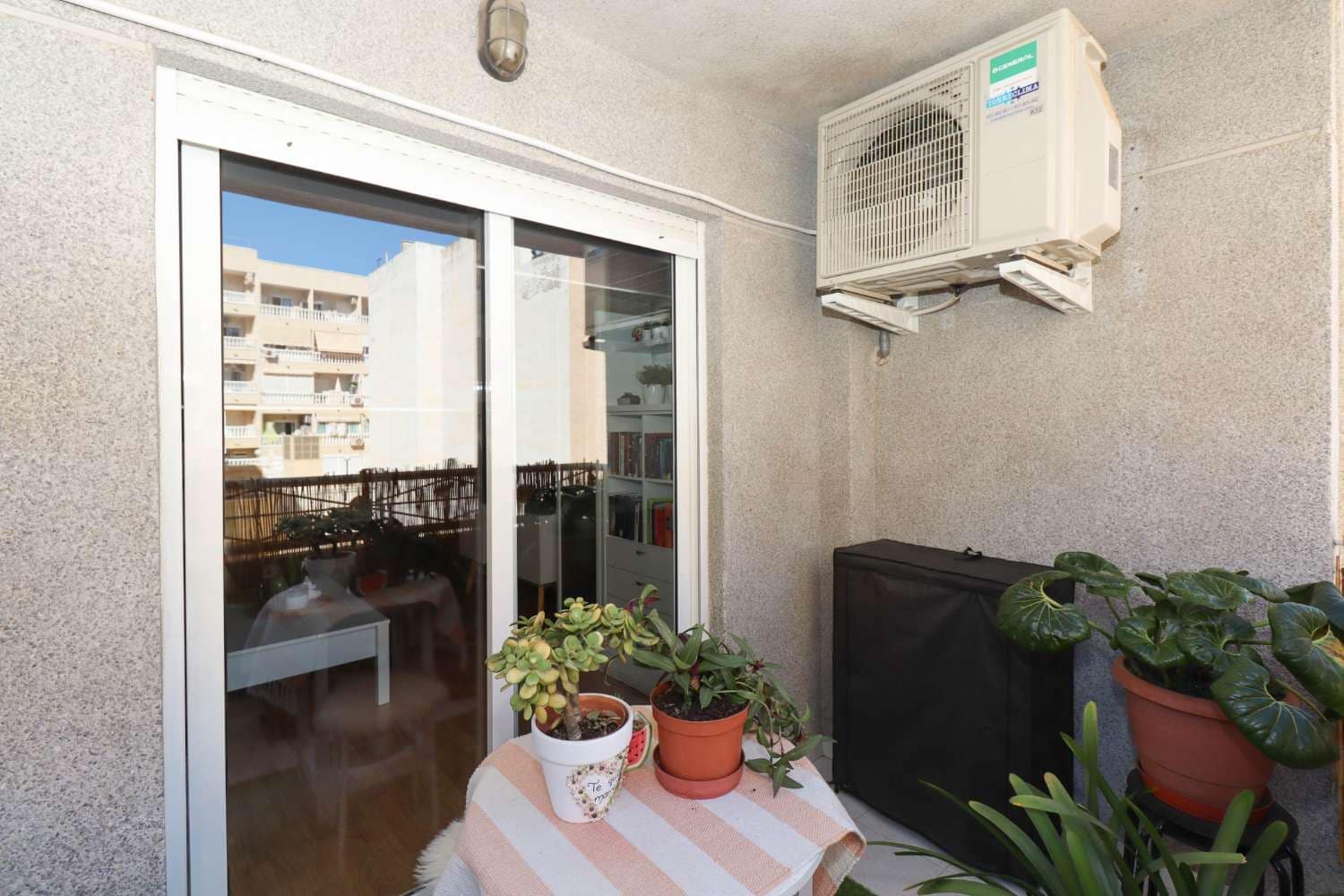 3 bedroom Apartment for sale in Torrevieja - € 189,000 (Ref: 8570363)